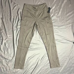 Tahari Sport Women’s Medium Pants!